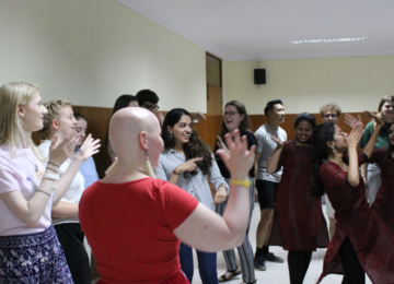Day 2: Bollywood Dance - Students from SJCC put on a Bollywood performance and taught York students how to dance to Bollywood music!