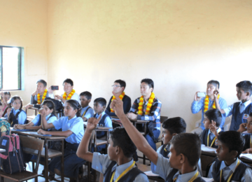 A tour of the village school, understanding teaching methods in grades 1 to 5.